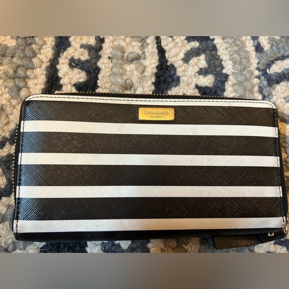Kate Spade Monochrome Striped Wallet - Picture 1 of 4